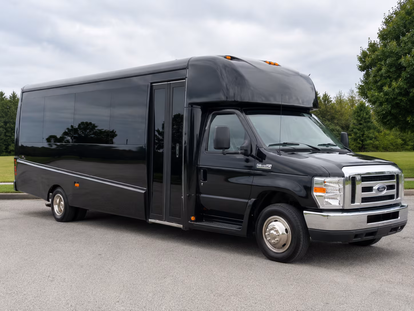 blacksburg professional corporate charter bus rentals in blacksburg