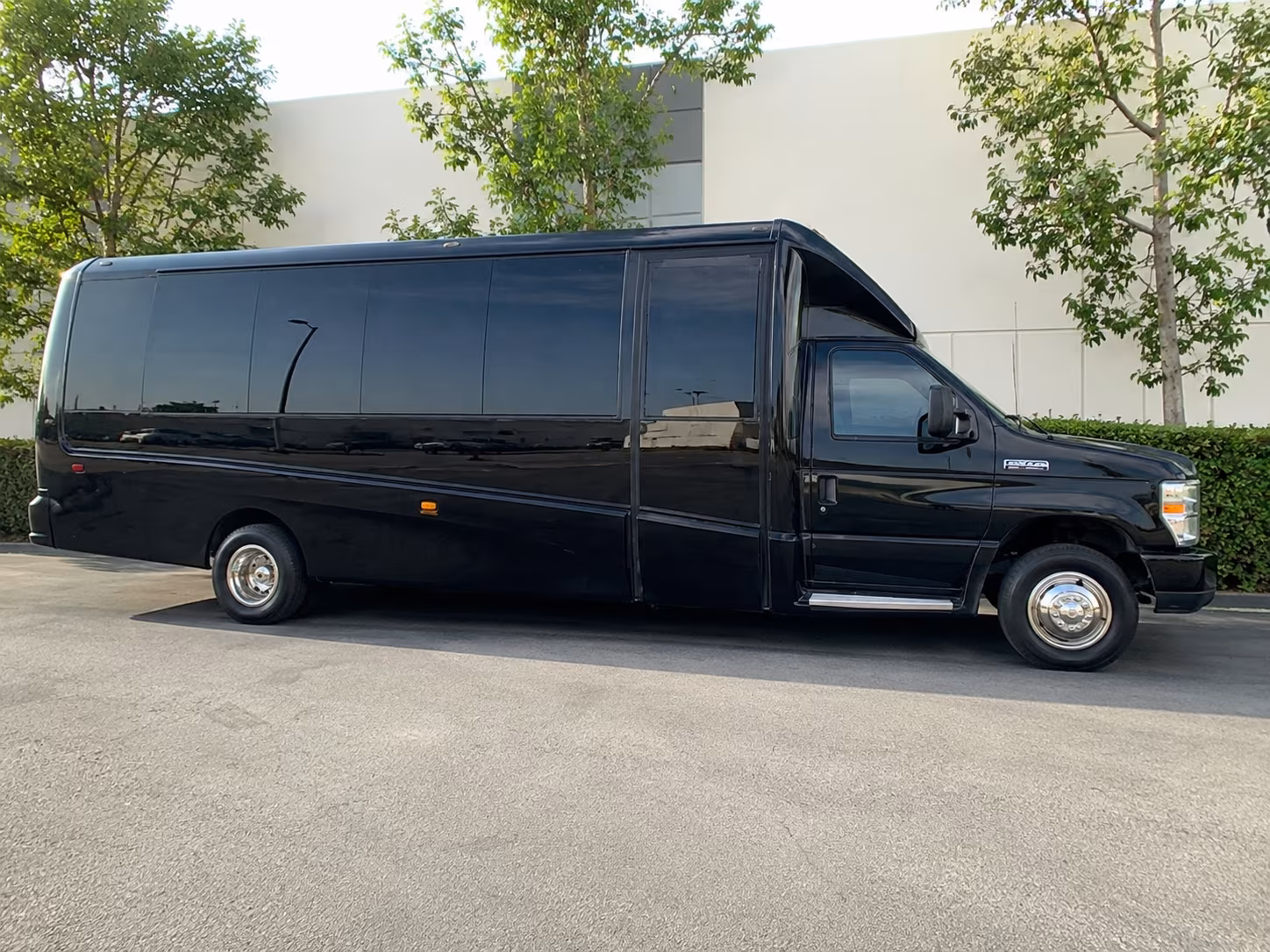 charlottesville bus rentals