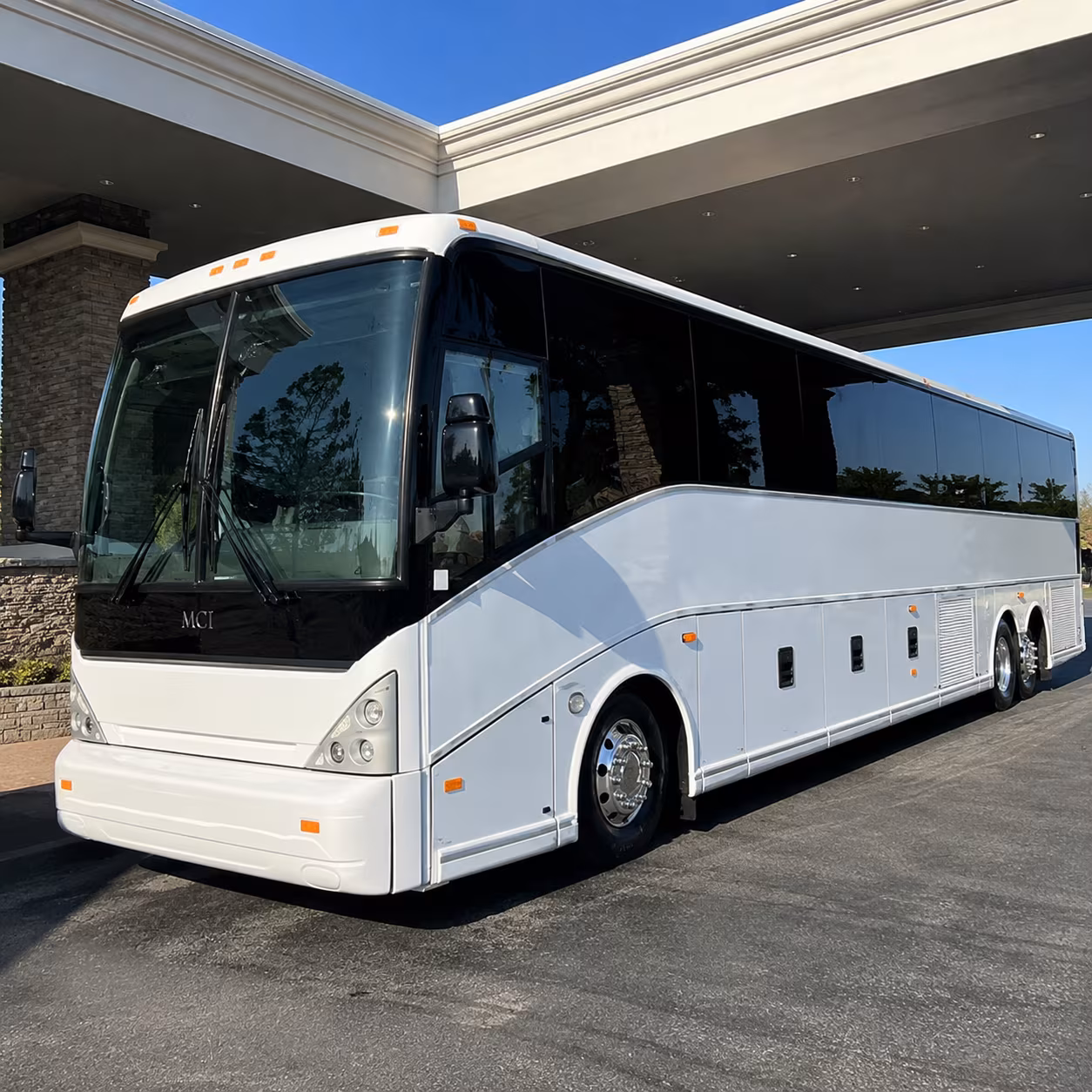 charlottesville charter bus rental fleet