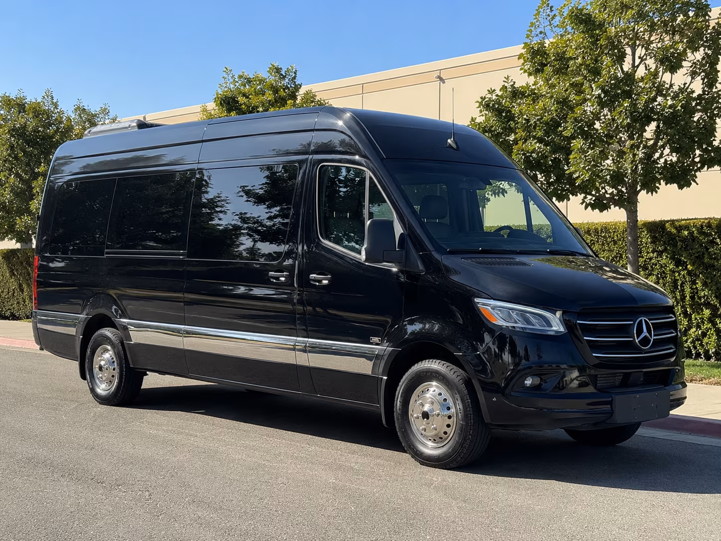 harrisonburg seamless transportation between wineries for your group