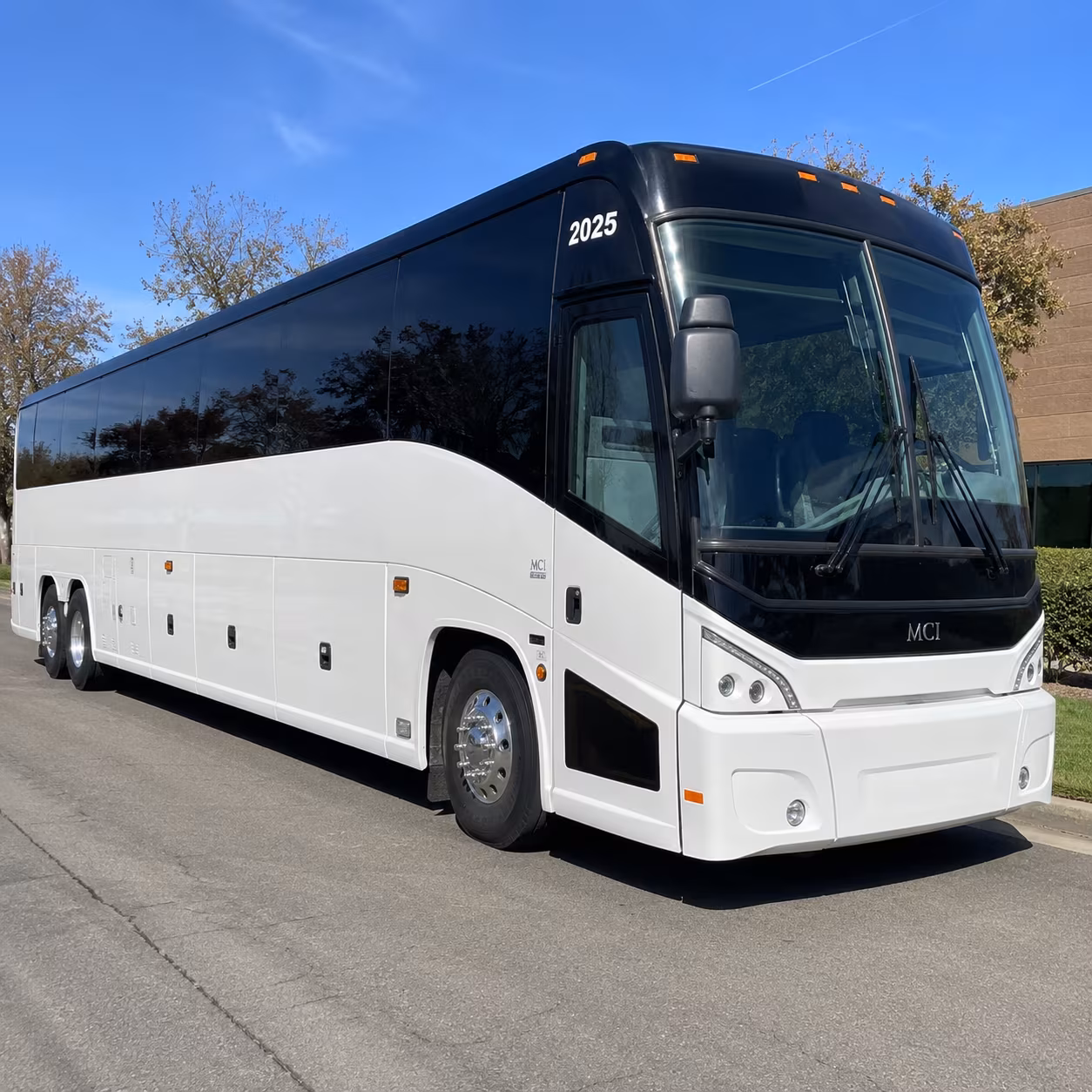keep your corporate team moving between downtown roanoke rcit and the airport