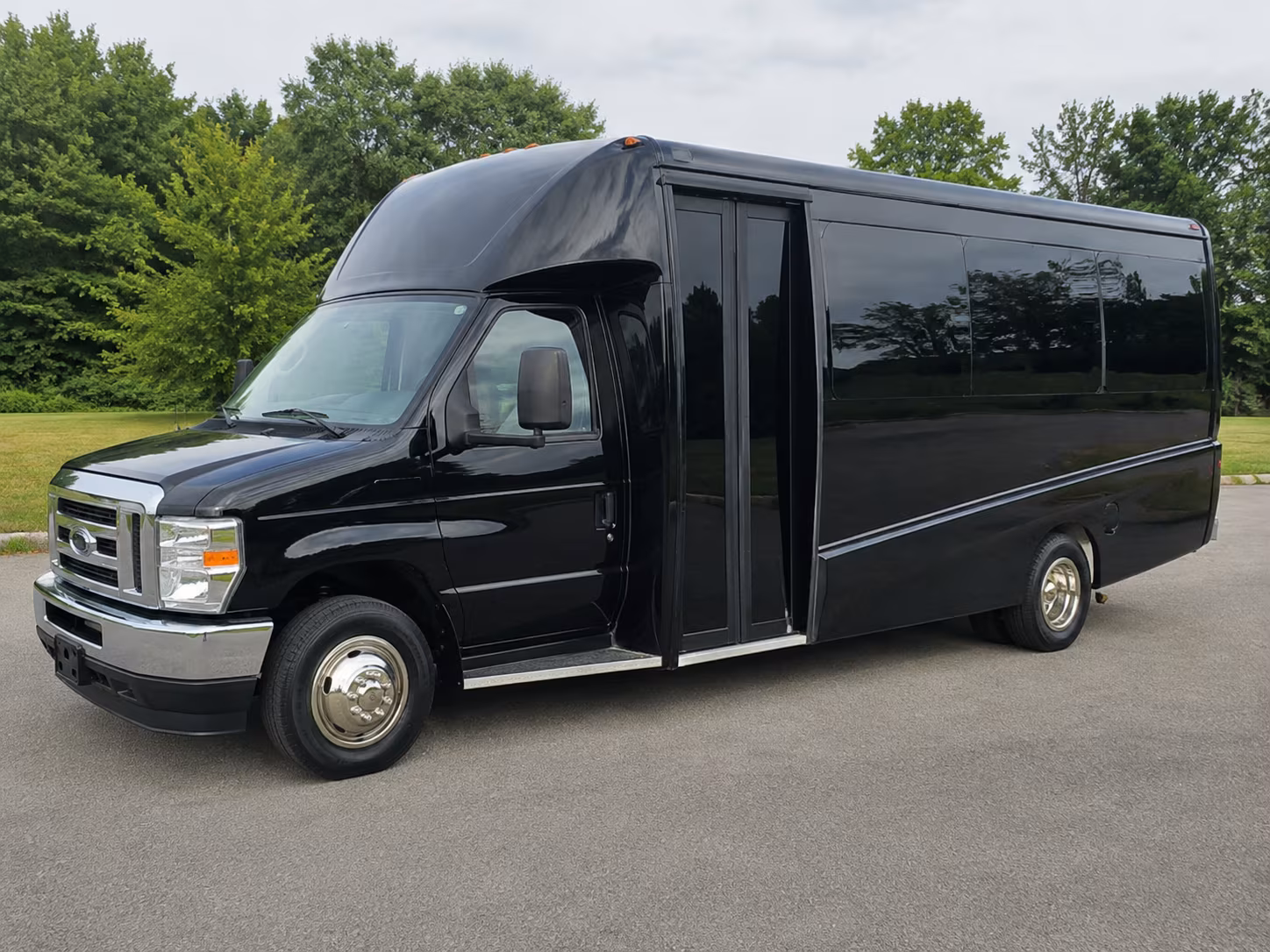 lynchburg reliable lynchburg school field trip charter bus rentals