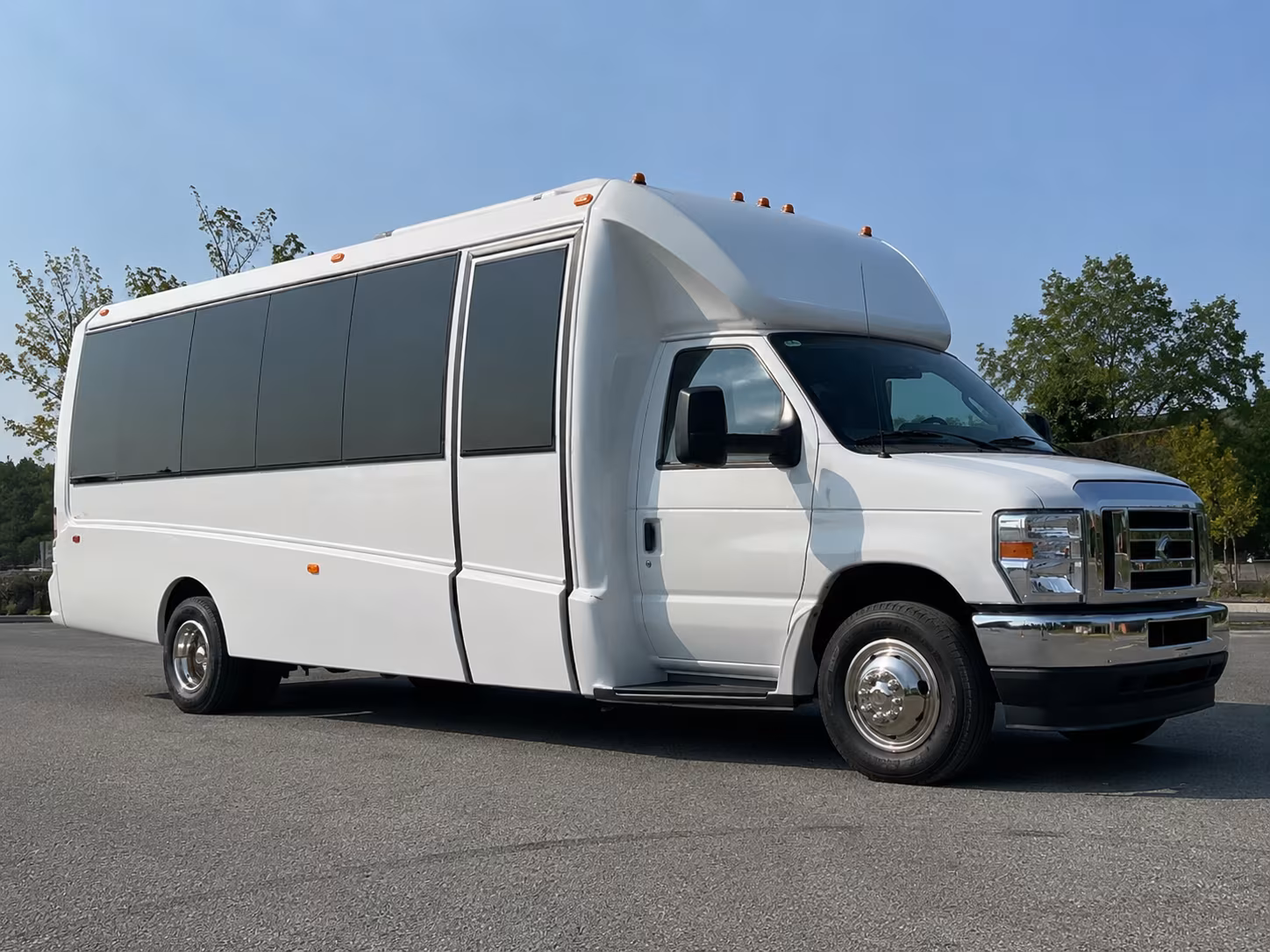 quinceanera sweet 16 party bus rental