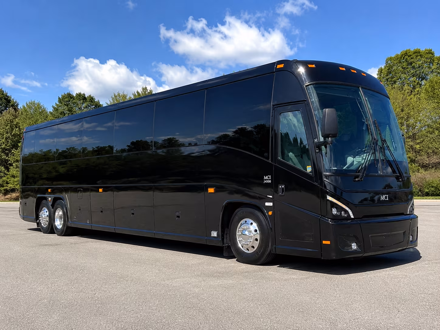 roanokecharterbuscompany com is the go to for salem va medical center veteran and staff transport